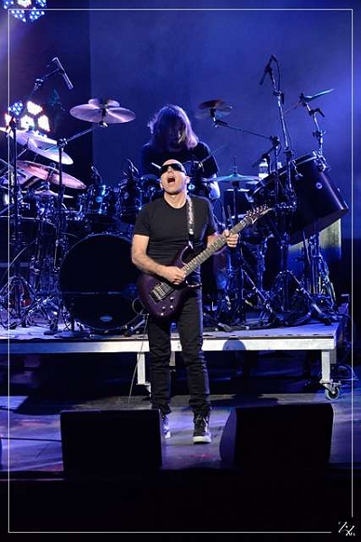 NIK_2823 Joe Satriani 17-09-2015 (Zz) (p).jpg